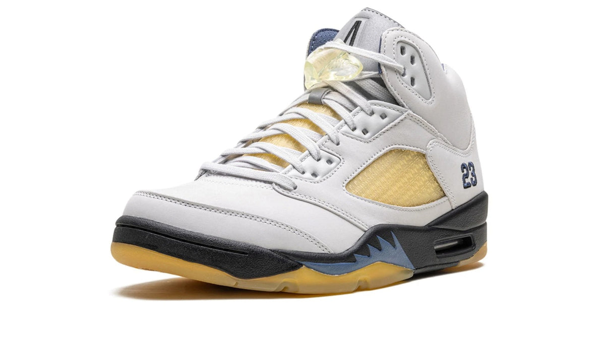 AIR JORDAN 5 WMNS "A Ma Maniere - Diffused Blue" sneaker product image 3 | Foot Spikes