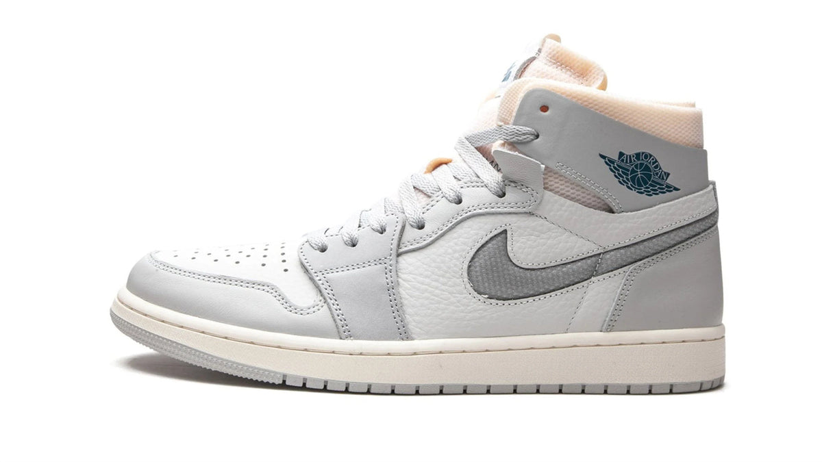 Air Jordan 1 Zoom CMFT "London" sneaker product image 1 | Foot Spikes