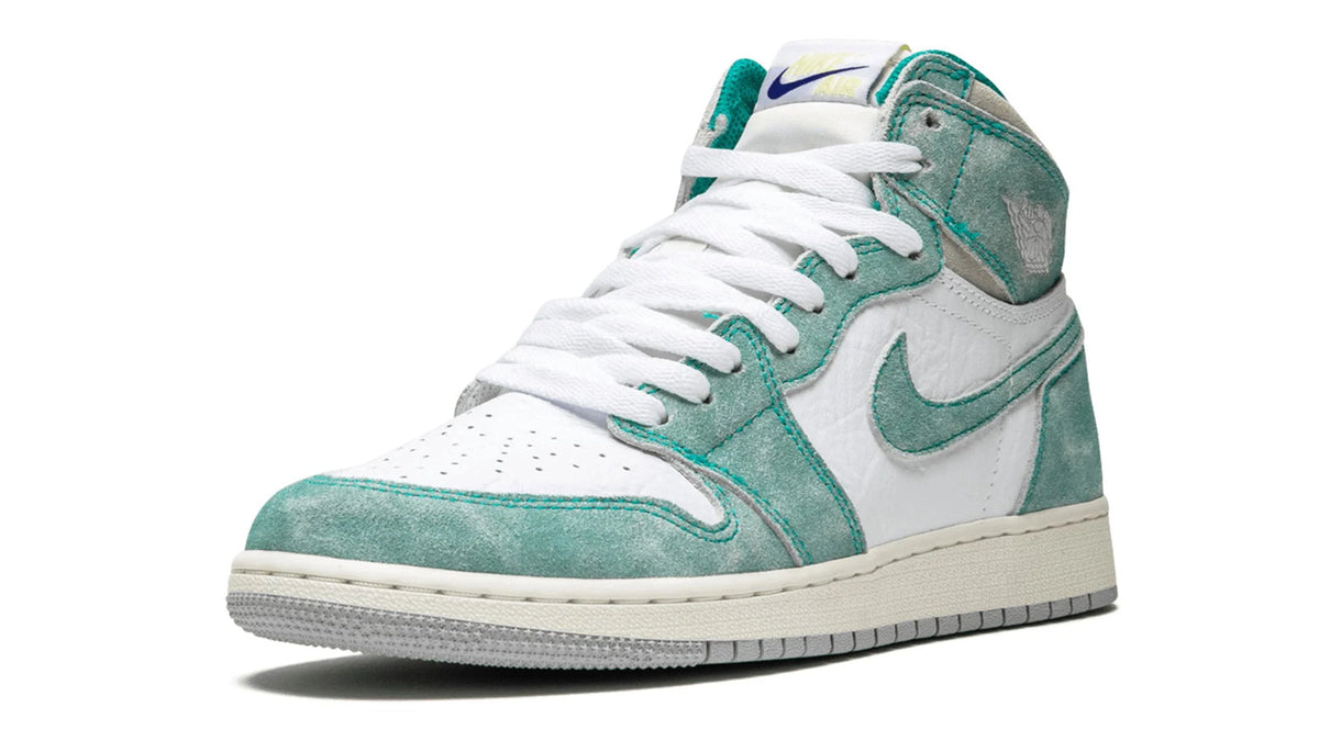 Air Jordan 1 Retro High OG "Turbo Green" sneaker product image 4 | Foot Spikes