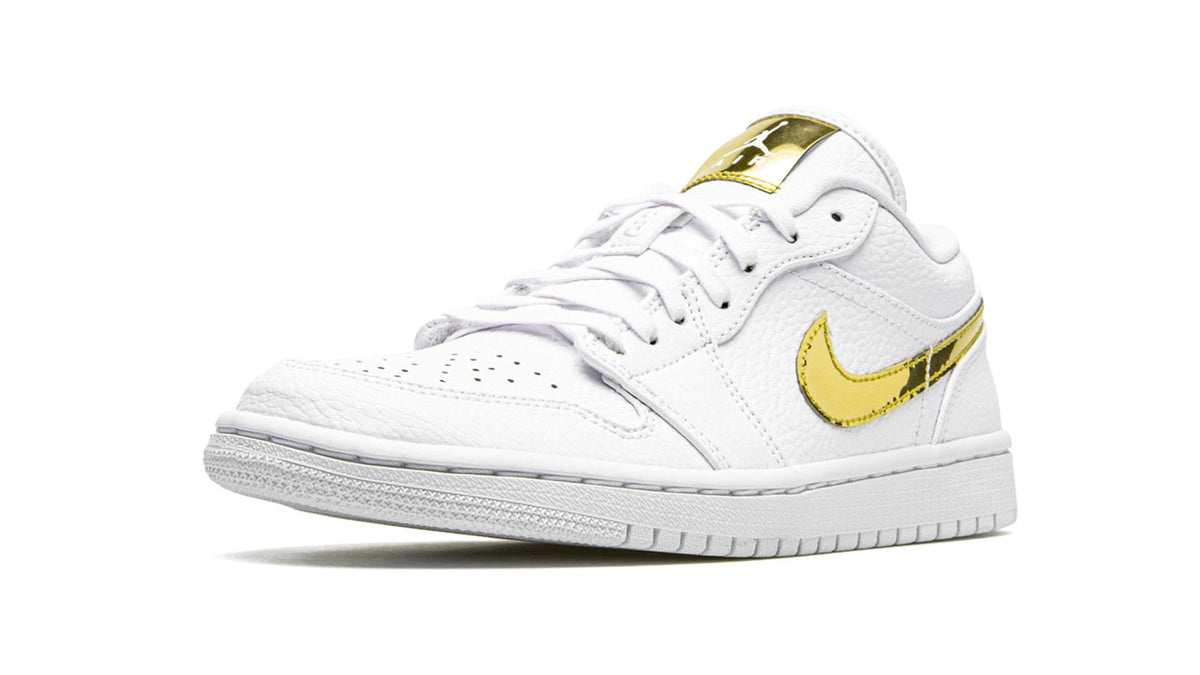AIR JORDAN 1 LO SE WMNS "White Metallic Gold" sneaker product image 3 | Foot Spikes