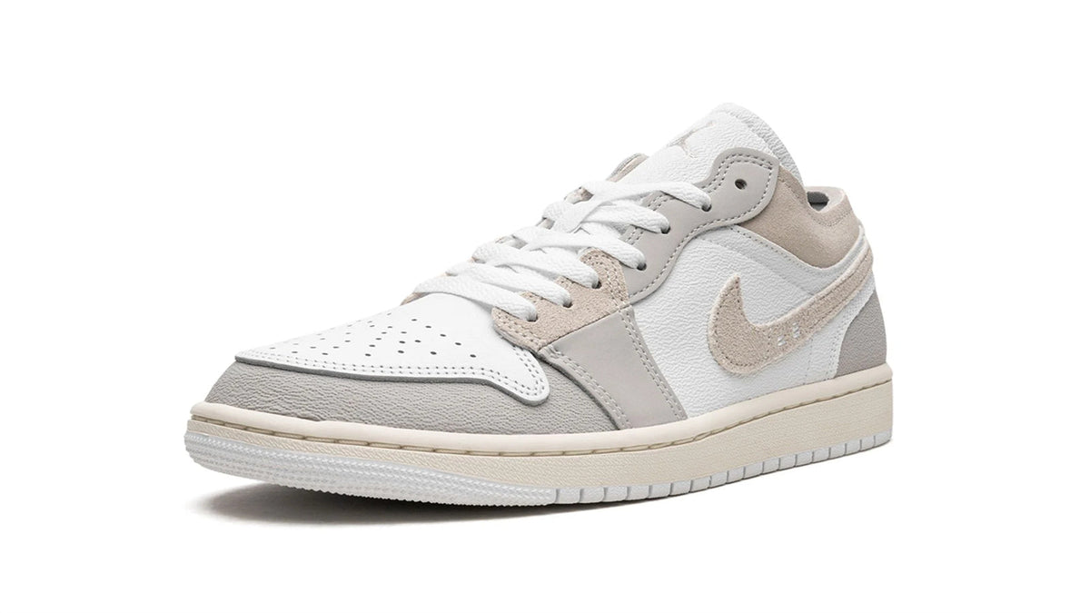 Air Jordan 1 Low SE Craft "Tech Grey" sneaker product image 3 | Foot Spikes