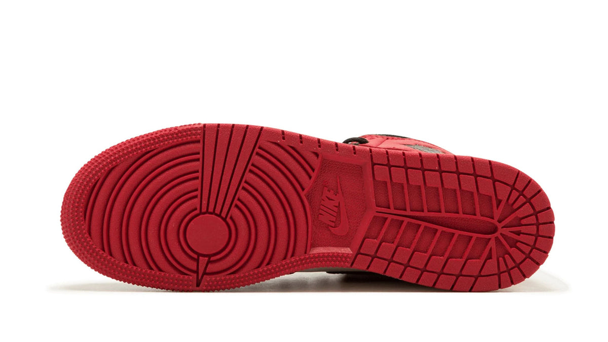 Jordan 1 Retro High "Bred Toe" sneaker product image 5 | Foot Spikes
