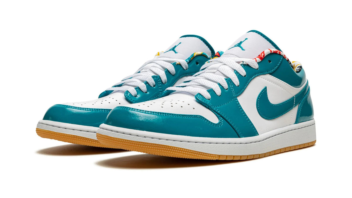 Air Jordan 1 Low SE "Barcelona" sneaker product image 2 | Foot Spikes