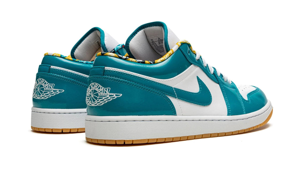 Air Jordan 1 Low SE "Barcelona" sneaker product image 4 | Foot Spikes