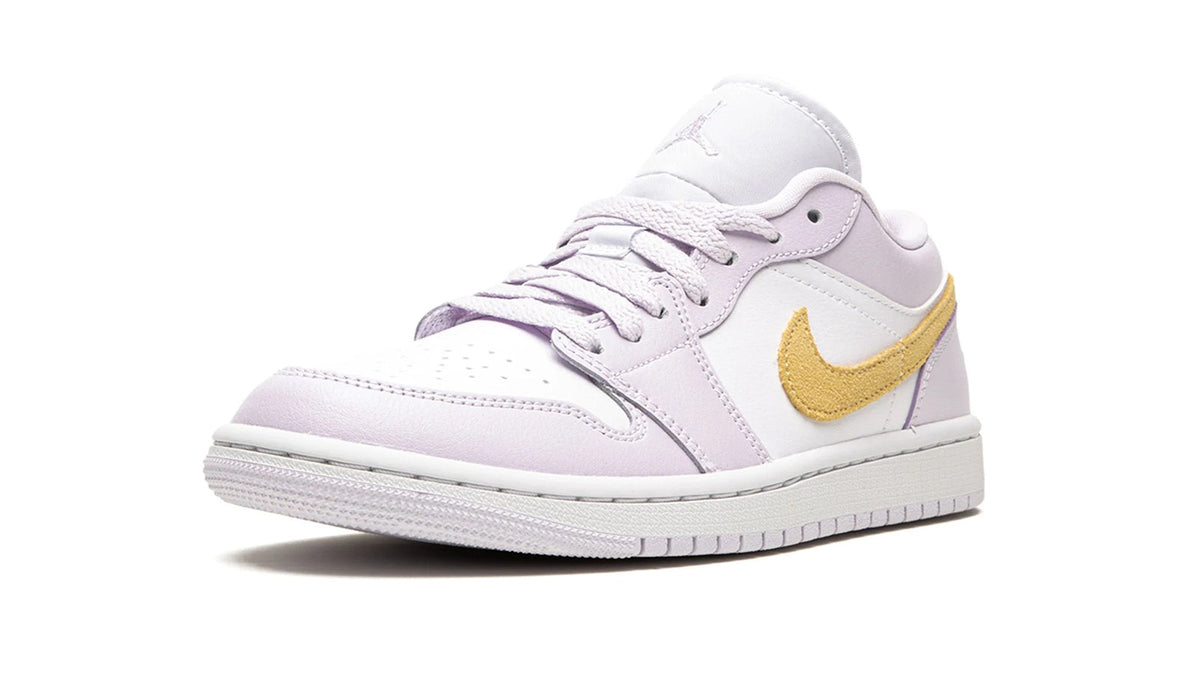 AIR JORDAN 1 LOW WMNS "Barely Grape" sneaker product image 3 | Foot Spikes