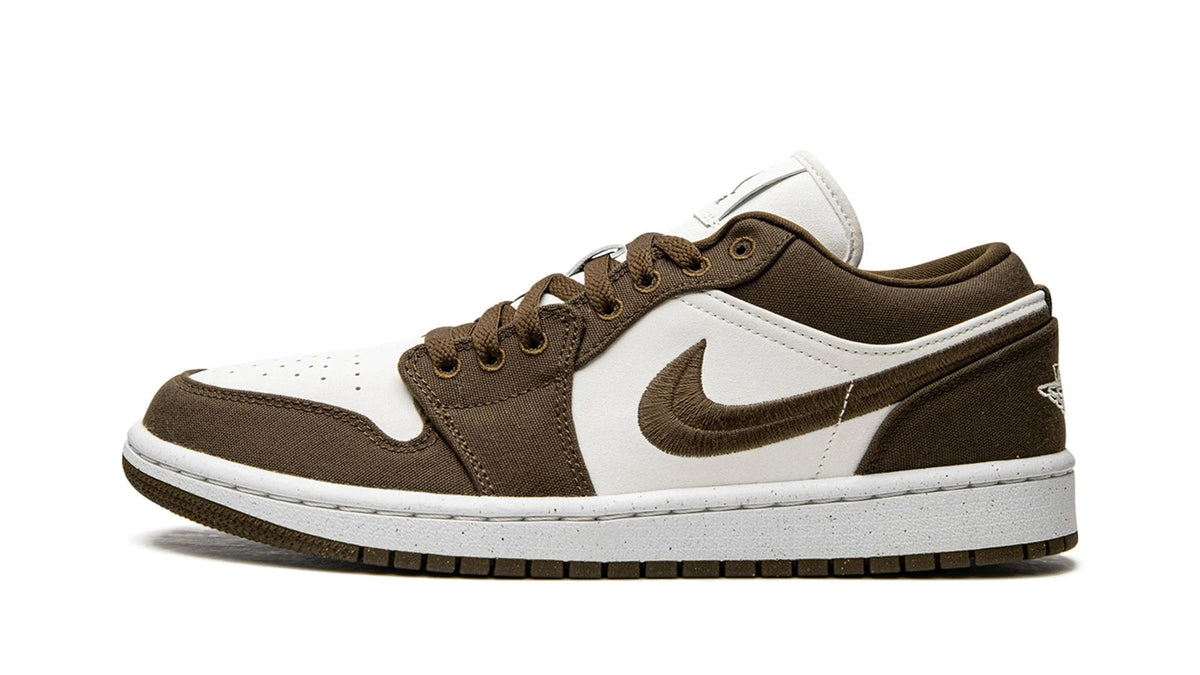 AIR JORDAN 1 LOW WMNS "Light Olive" sneaker product image 1 | Foot Spikes