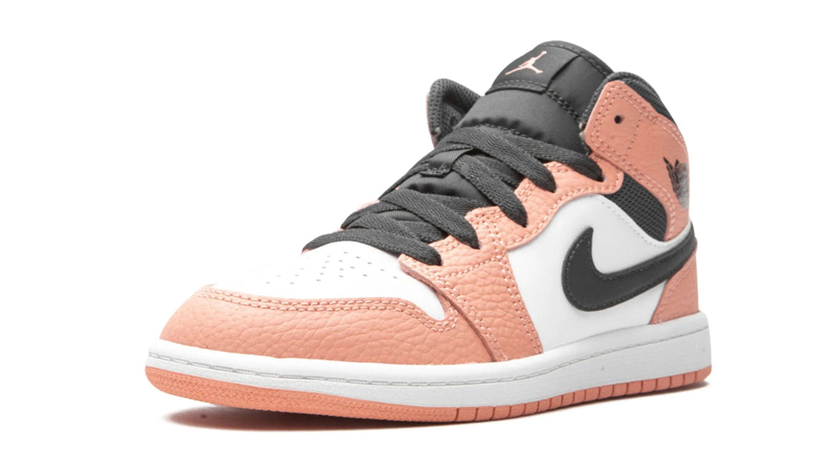 Air Jordan 1 Retro High OG "Pine Green" sneaker product image 3 | Foot Spikes