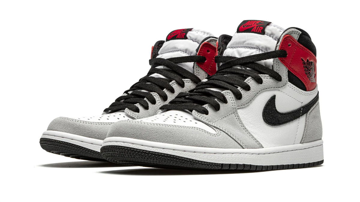 Air Jordan 1 Retro High OG "Light Smoke Grey" sneaker product image 2 | Foot Spikes