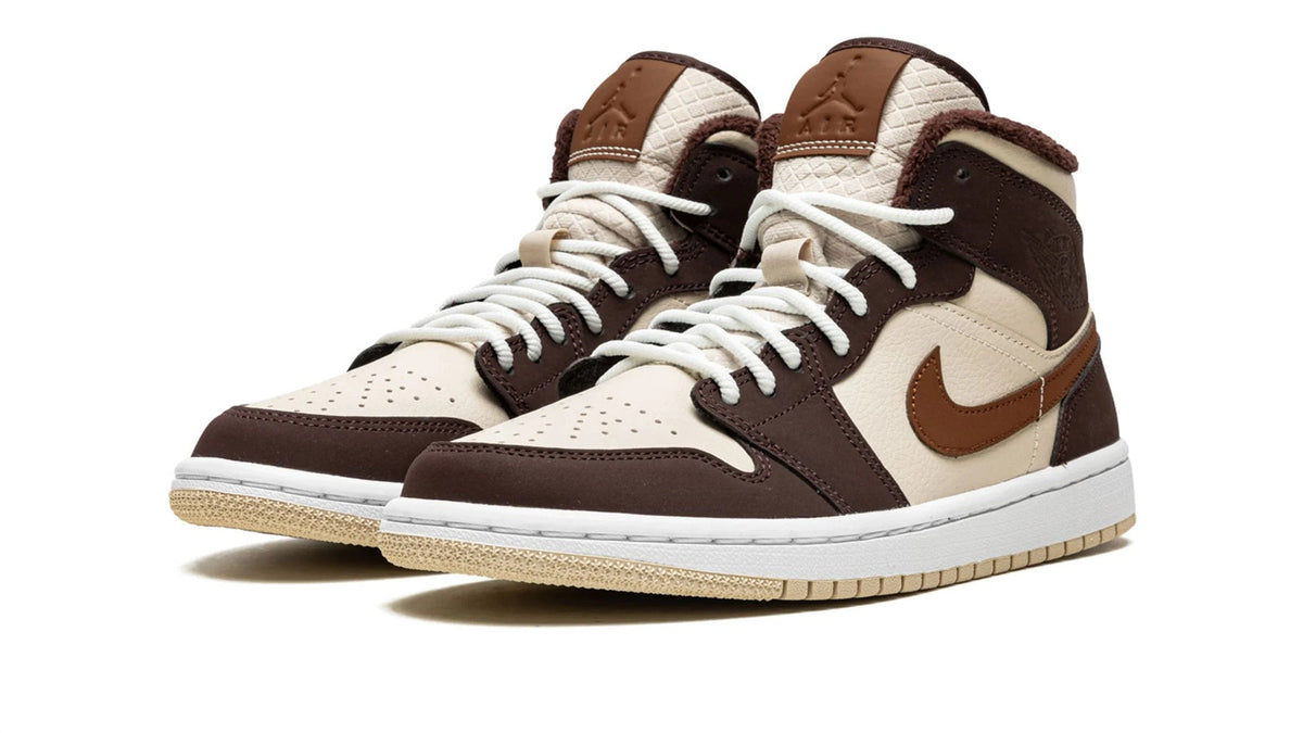 AIR JORDAN 1 MID SE WMNS "Brown Basalt Fleece" sneaker product image 2 | Foot Spikes
