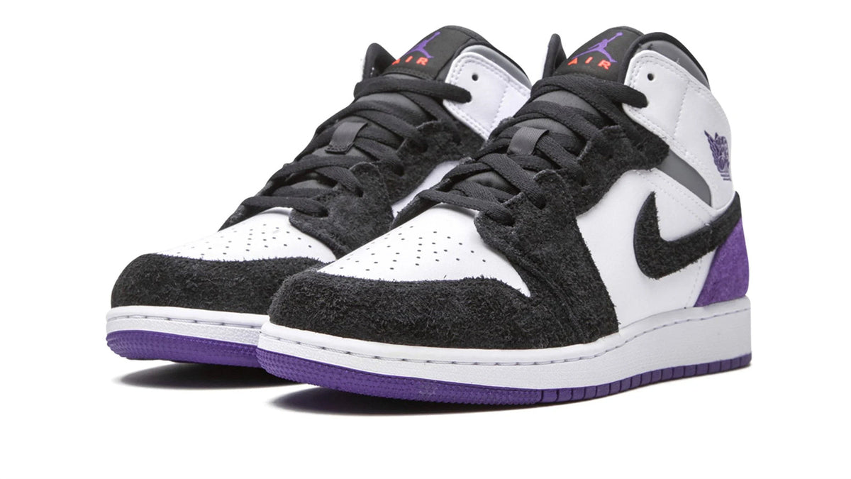 Air Jordan 1 Mid SE "Court Purple Suede" sneaker product image 2 | Foot Spikes
