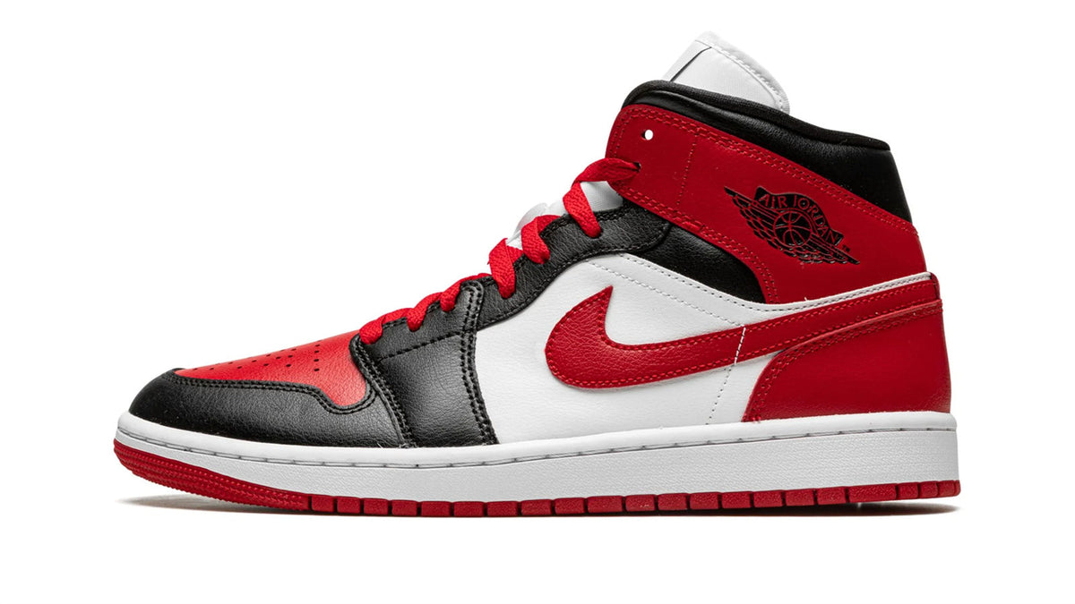 Air Jordan 1 Retro High OG GS "Bred Toe" sneaker product image 1 | Foot Spikes