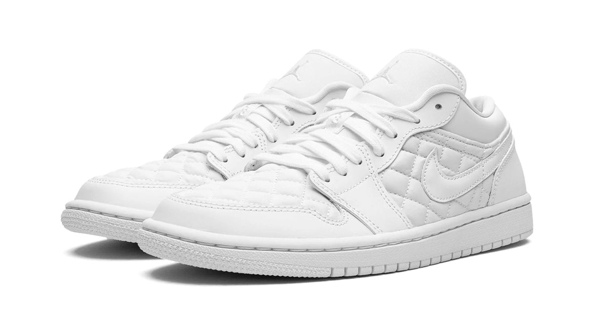AIR JORDAN 1 LOW QUILTED WMNS "Quilted White" sneaker product image 2 | Foot Spikes