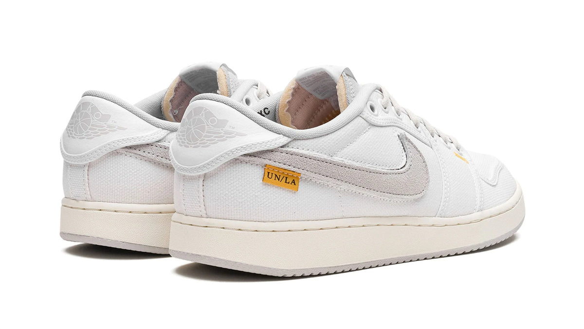Air Jordan 1 KO Low "Union - White Canvas" sneaker product image 4 | Foot Spikes