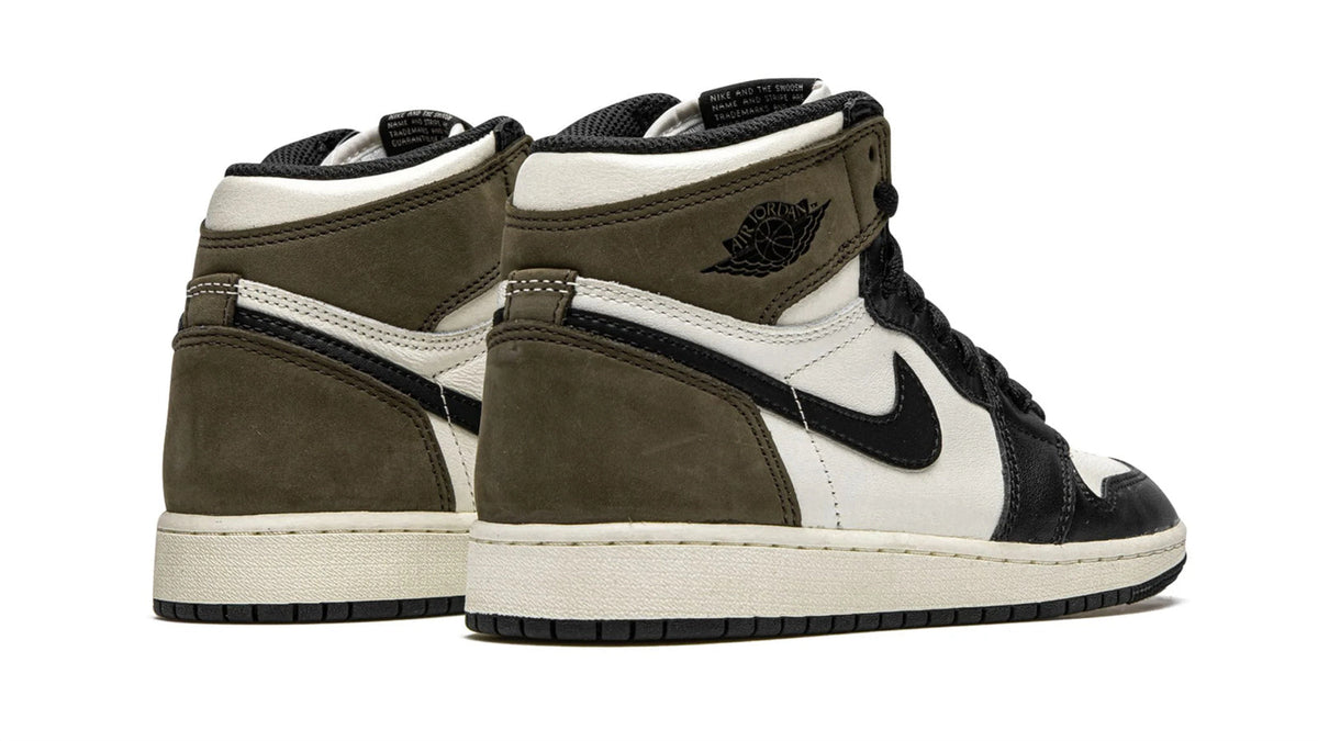 Air Jordan 1 Retro High OG GS "Dark Mocha" sneaker product image 5 | Foot Spikes