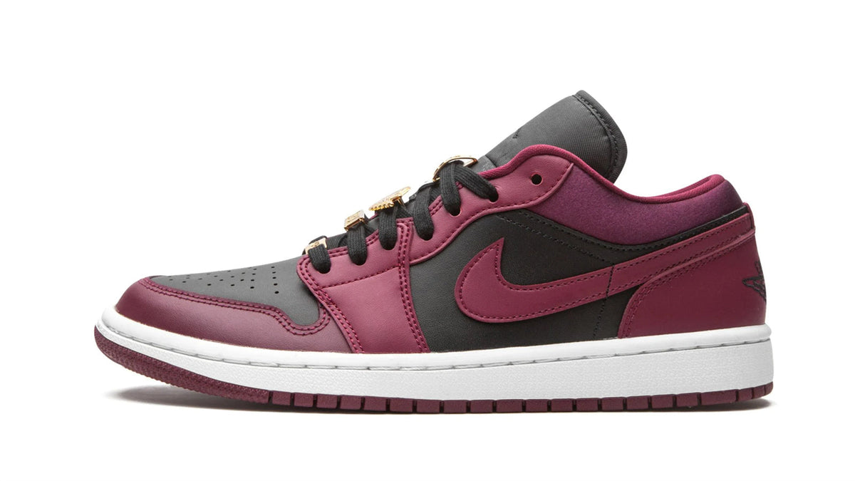 AIR JORDAN 1 LOW SE WMNS "Beetroot" sneaker product image 1 | Foot Spikes