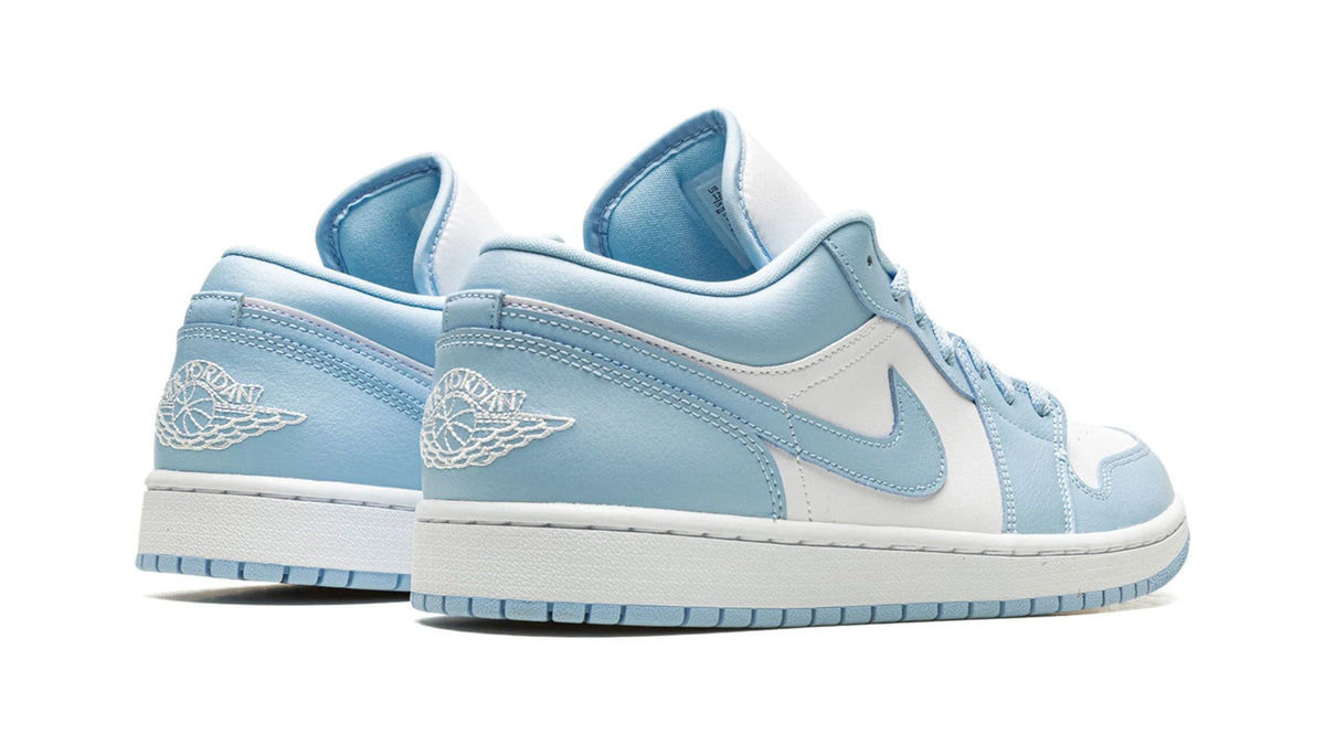 AIR JORDAN 1 LOW WMNS "Ice Blue" sneaker product image 4 | Foot Spikes