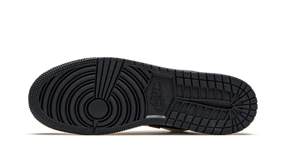Air Jordan 1 Low SE "Nothing But Net" sneaker product image 3 | Foot Spikes