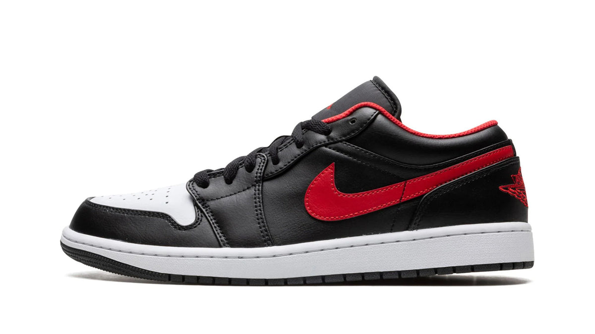 Air Jordan 1 Low "White Toe" sneaker product image 1 | Foot Spikes
