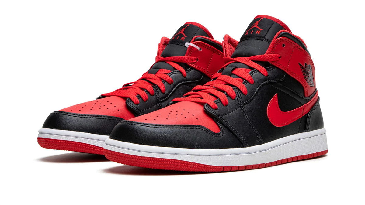Air Jordan 1 Mid "Alternate Bred" sneaker product image 2 | Foot Spikes