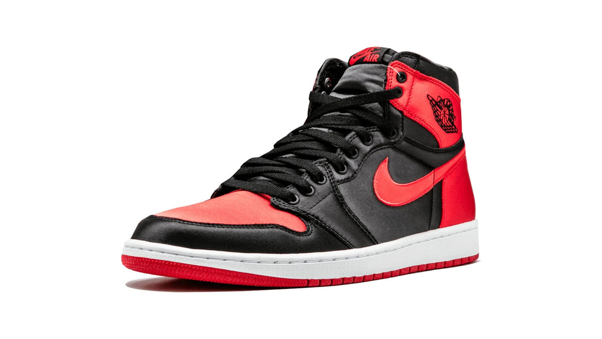 AIR JORDAN 1 RETRO HIGH OG SE "Satin" sneaker product image 3 | Foot Spikes