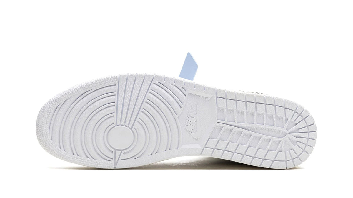 Jordan 1 Retro High "Off-White - Euro - Sample" sneaker product image 4 | Foot Spikes