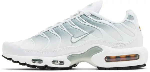 Wmns Air Max Plus 'Mica Green' sneaker product image 1 | Foot Spikes