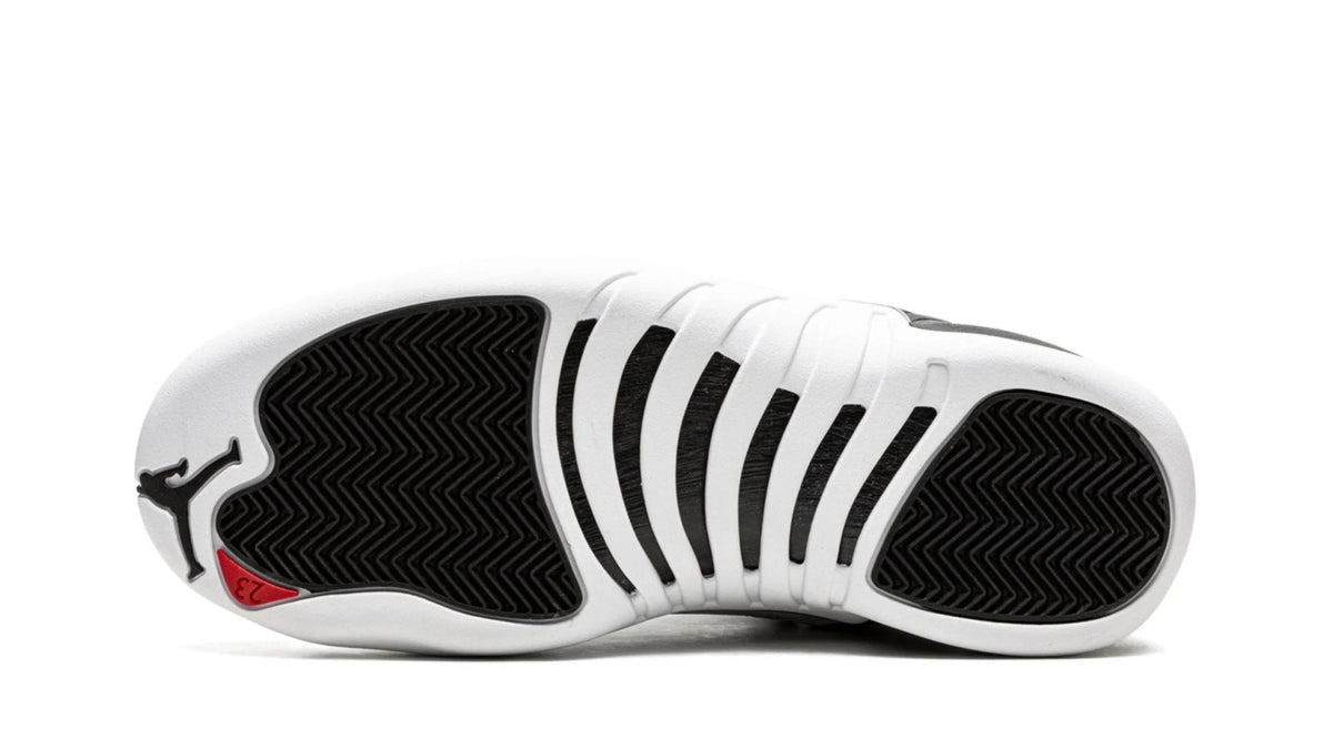 Air Jordan 12 Retro "Playoffs 2022" sneaker product image 5 | Foot Spikes