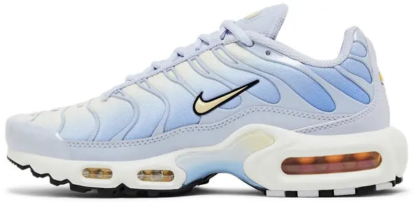 Wmns Air Max Plus 'Daybreak' sneaker product image 1 | Foot Spikes