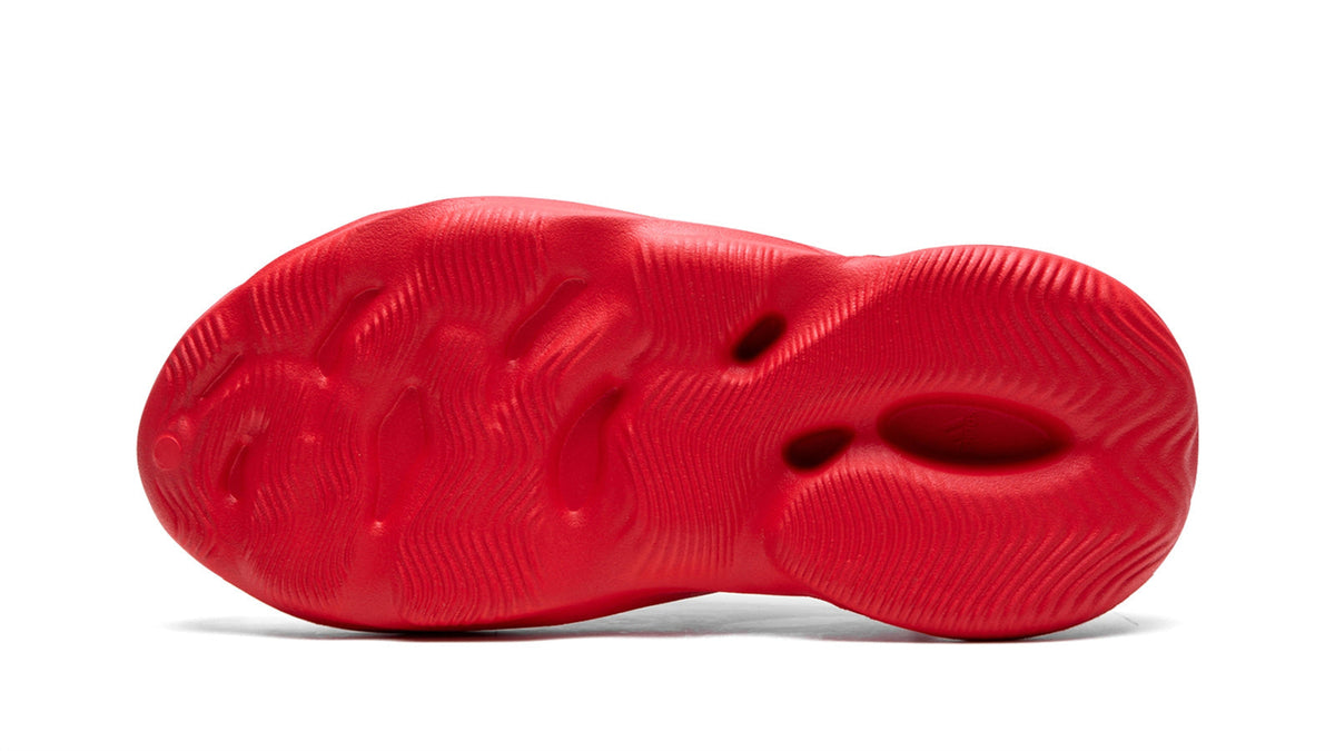 YEEZY FOAM RUNNER "Vermillion" sneaker product image 5 | Foot Spikes
