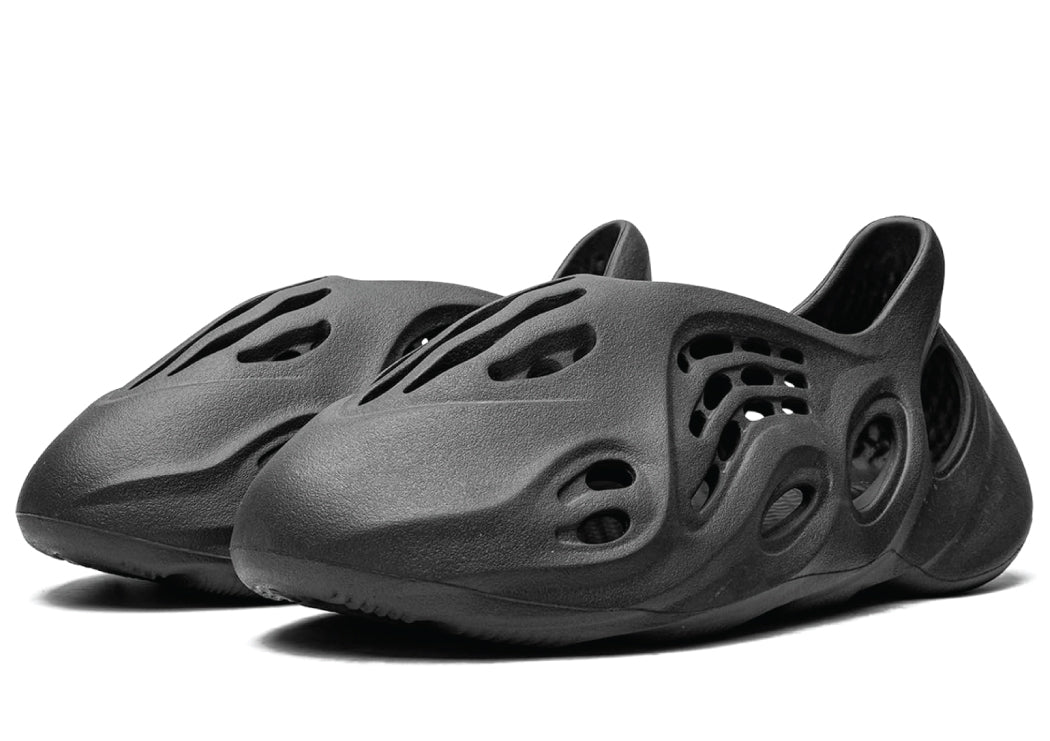 Adidas Yeezy Foam Runner Onyx Men's sneaker product image 2 | Foot Spikes