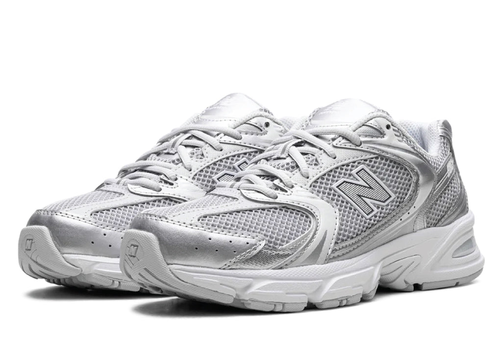 New Balance 530 Moonbeam Silver Metallic sneaker product image 2 | Foot Spikes