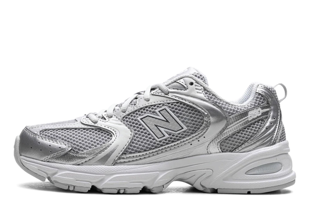 New Balance 530 Moonbeam Silver Metallic sneaker product image 1 | Foot Spikes