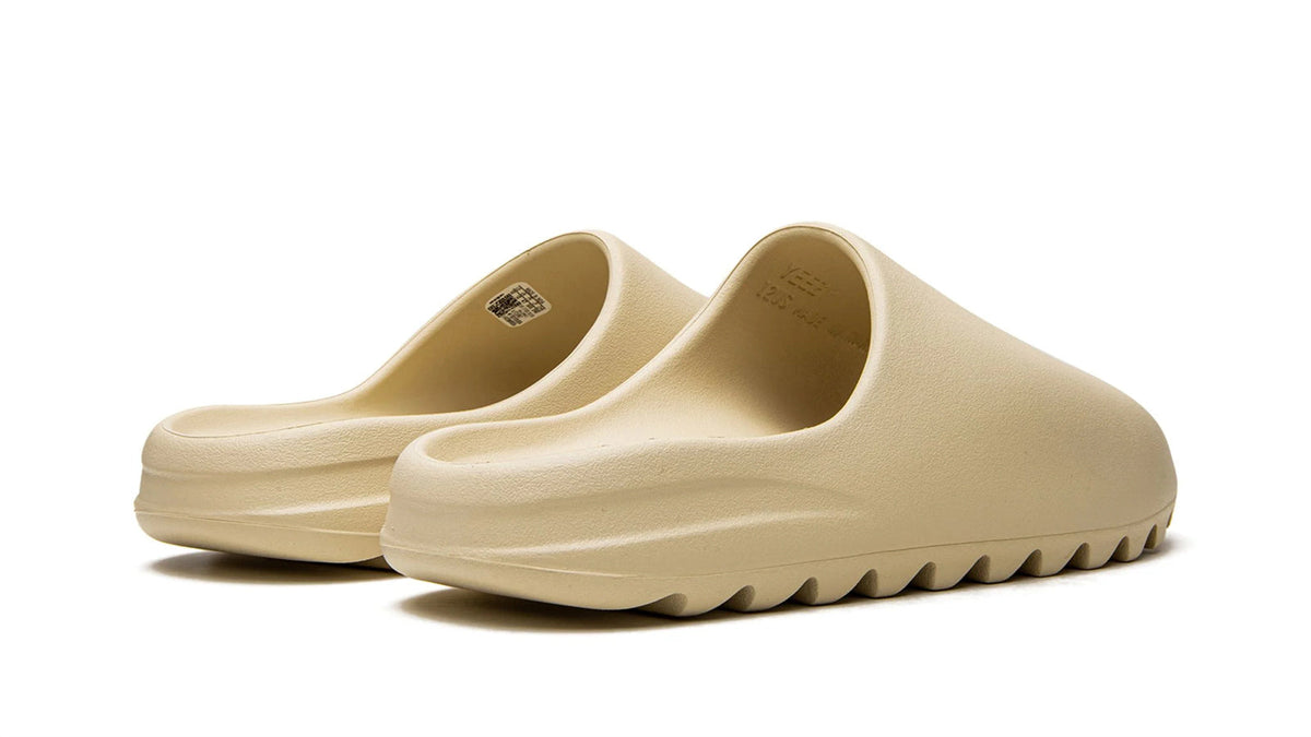YEEZY SLIDE "Pure" sneaker product image 4 | Foot Spikes