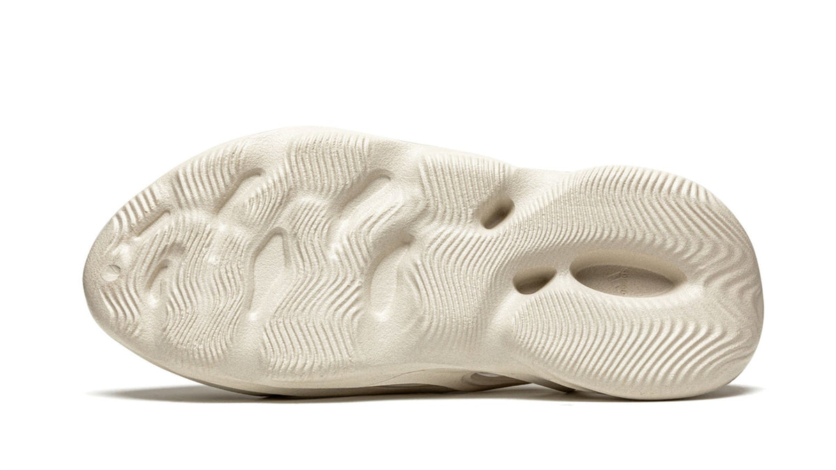 YEEZY FOAM RUNNER "Ararat" sneaker product image 5 | Foot Spikes