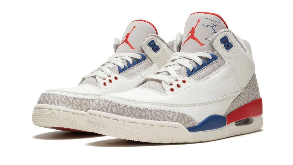 Air Jordan 3 Retro "International Flight" sneaker product image 2 | Foot Spikes