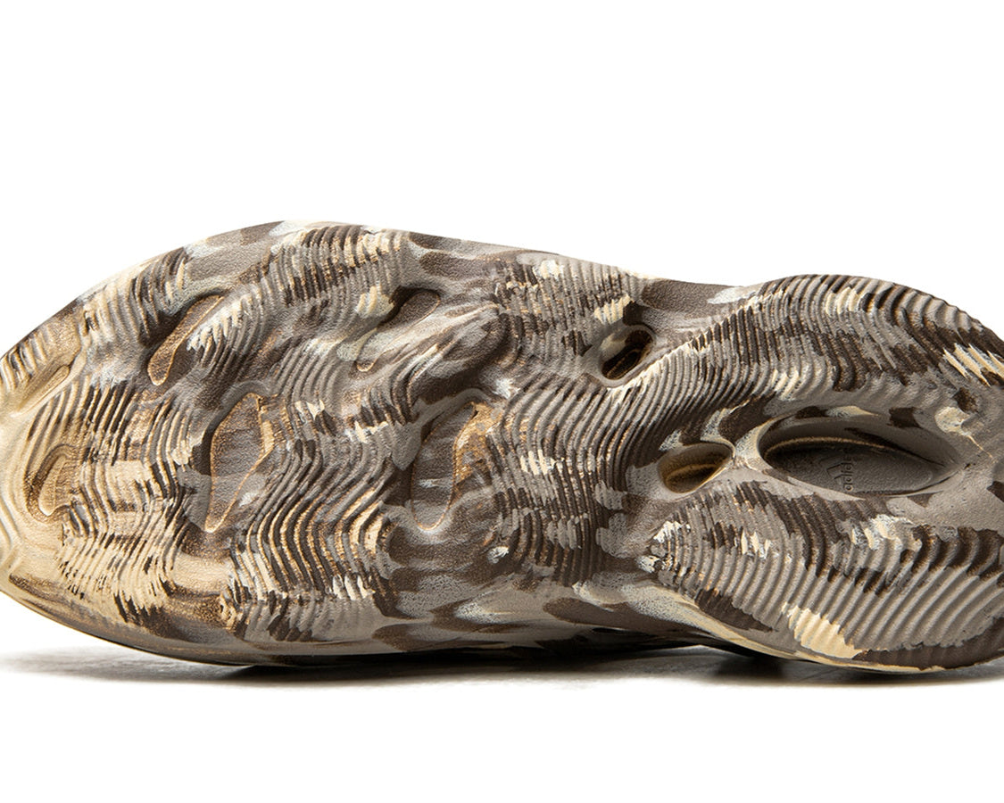 YEEZY FOAM RUNNER"MX Cream Clay" sneaker product image 5 | Foot Spikes