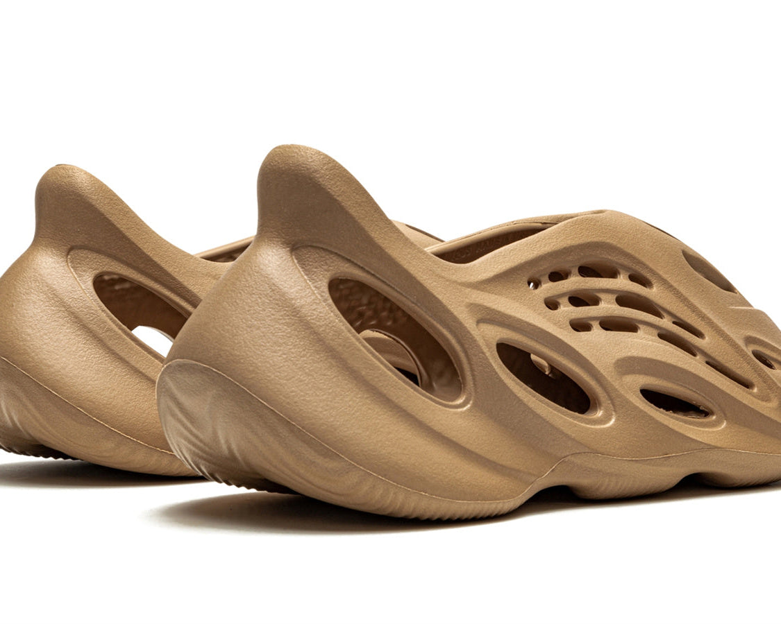 YEEZY FOAM RUNNER "Ochre" sneaker product image 4 | Foot Spikes