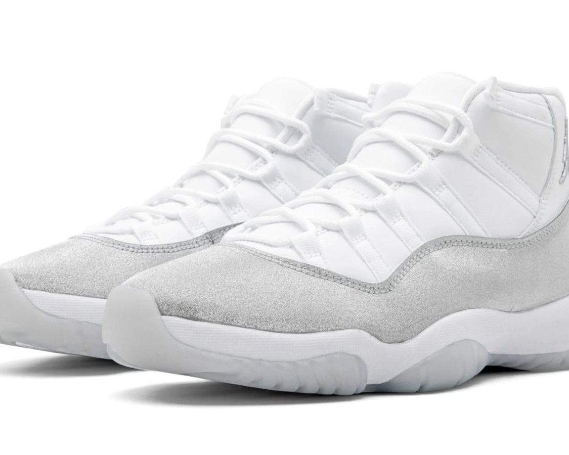 AIR JORDAN 11 RETRO WMNS "METALLIC SILVER" sneaker product image 2 | Foot Spikes