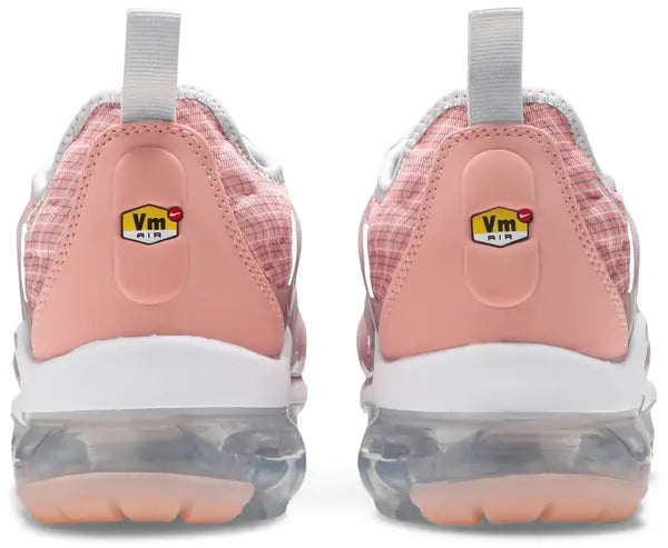 Wmns Air VaporMax Plus 'Bleached Coral' sneaker product image 3 | Foot Spikes