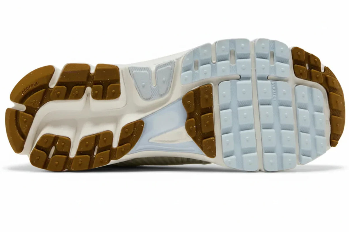 Wmns Air Zoom Vomero 5 'Sail Buff Gold' sneaker product image 2 | Foot Spikes