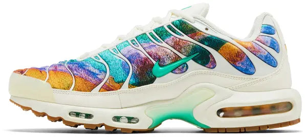 Air Max Plus Print 'Alternate Galaxy' sneaker product image 1 | Foot Spikes