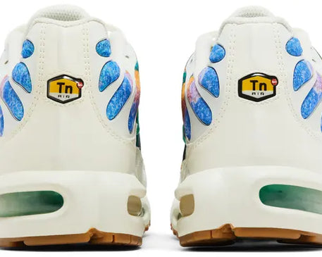 Air Max Plus Print 'Alternate Galaxy' sneaker product image 3 | Foot Spikes