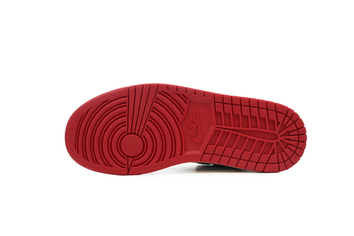 Union LA x Air Jordan 1 Retro High OG SP 'Chicago Shadow' sneaker product image 2 | Foot Spikes