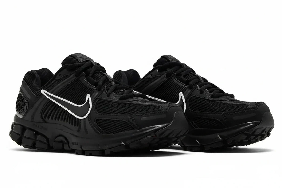 Wmns Air Zoom Vomero 5 'Black White' sneaker product image 4 | Foot Spikes