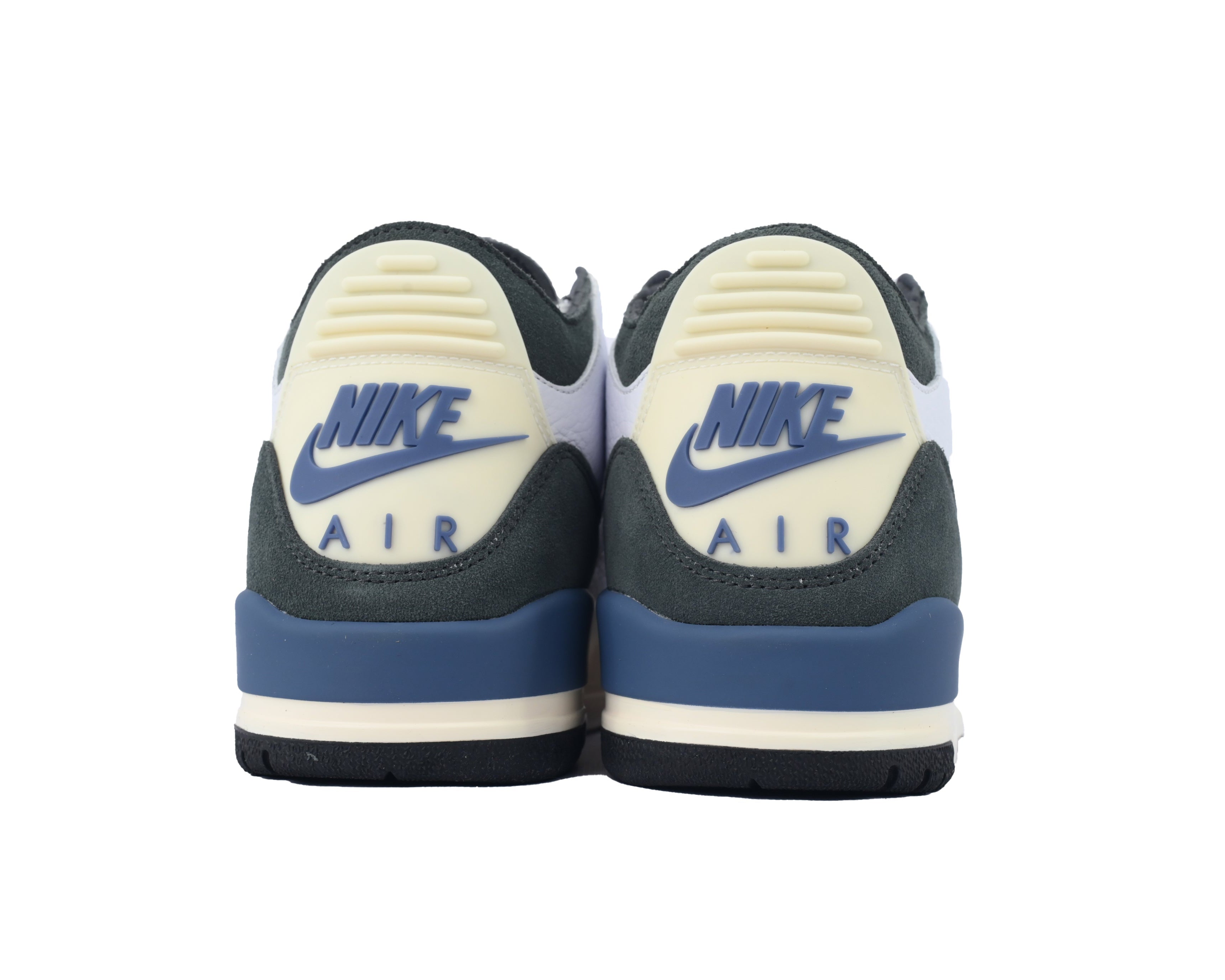 A Ma Maniére x Air Jordan 3 Retro OG SP 'For The Love' sneaker product image 3 | Foot Spikes