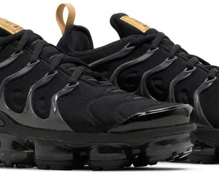 Air VaporMax Plus 'Black Metallic Gold' sneaker product image 4 | Foot Spikes