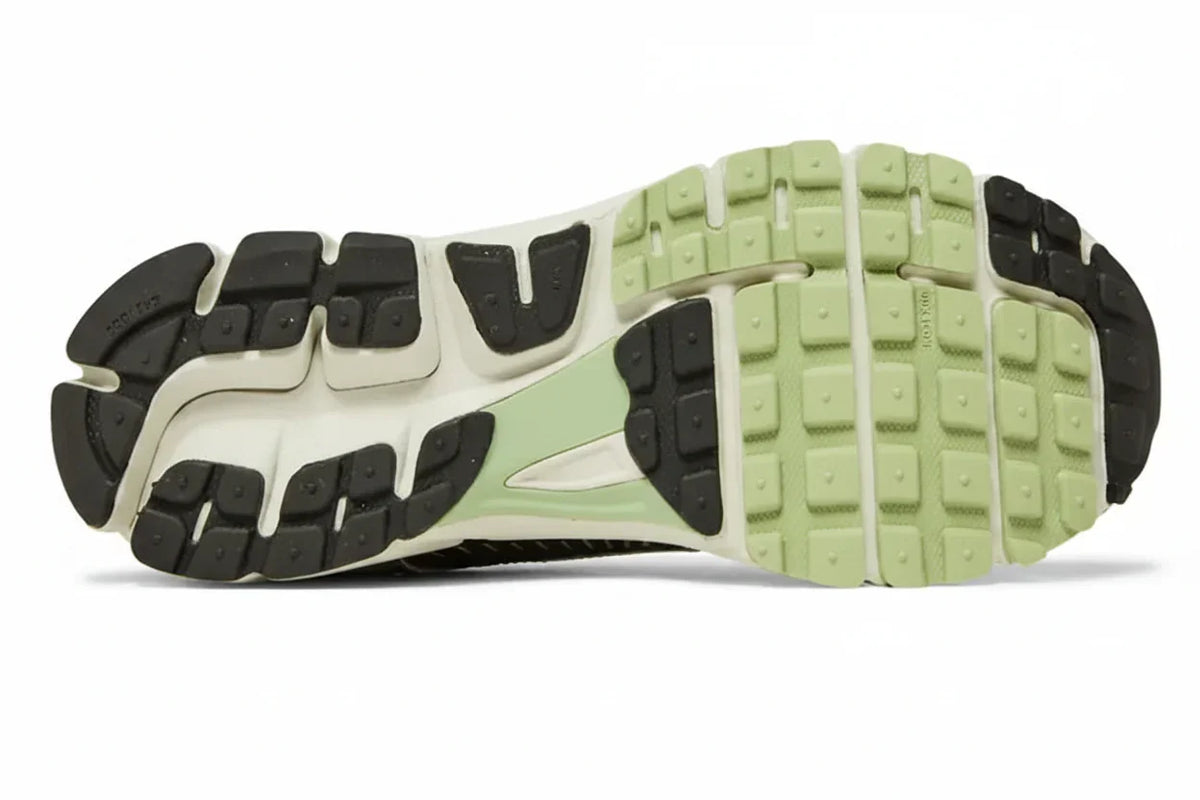 Wmns Air Zoom Vomero 5 'Cobblestone' sneaker product image 2 | Foot Spikes