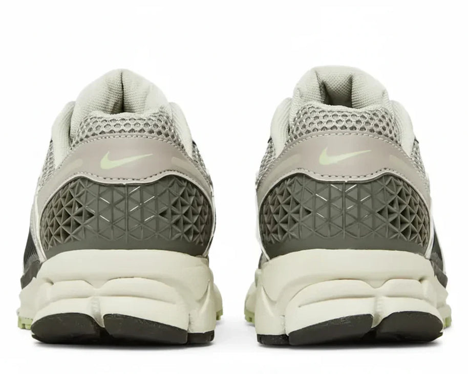 Wmns Air Zoom Vomero 5 'Cobblestone' sneaker product image 3 | Foot Spikes