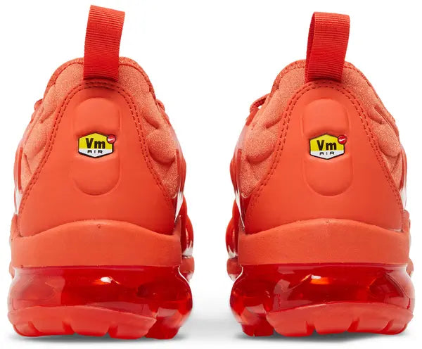 Wmns Air VaporMax Plus 'Triple Orange' sneaker product image 3 | Foot Spikes