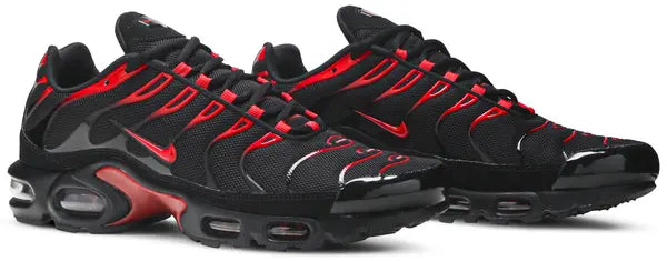 Air Max Plus 'Black University Red Gradient' sneaker product image 4 | Foot Spikes